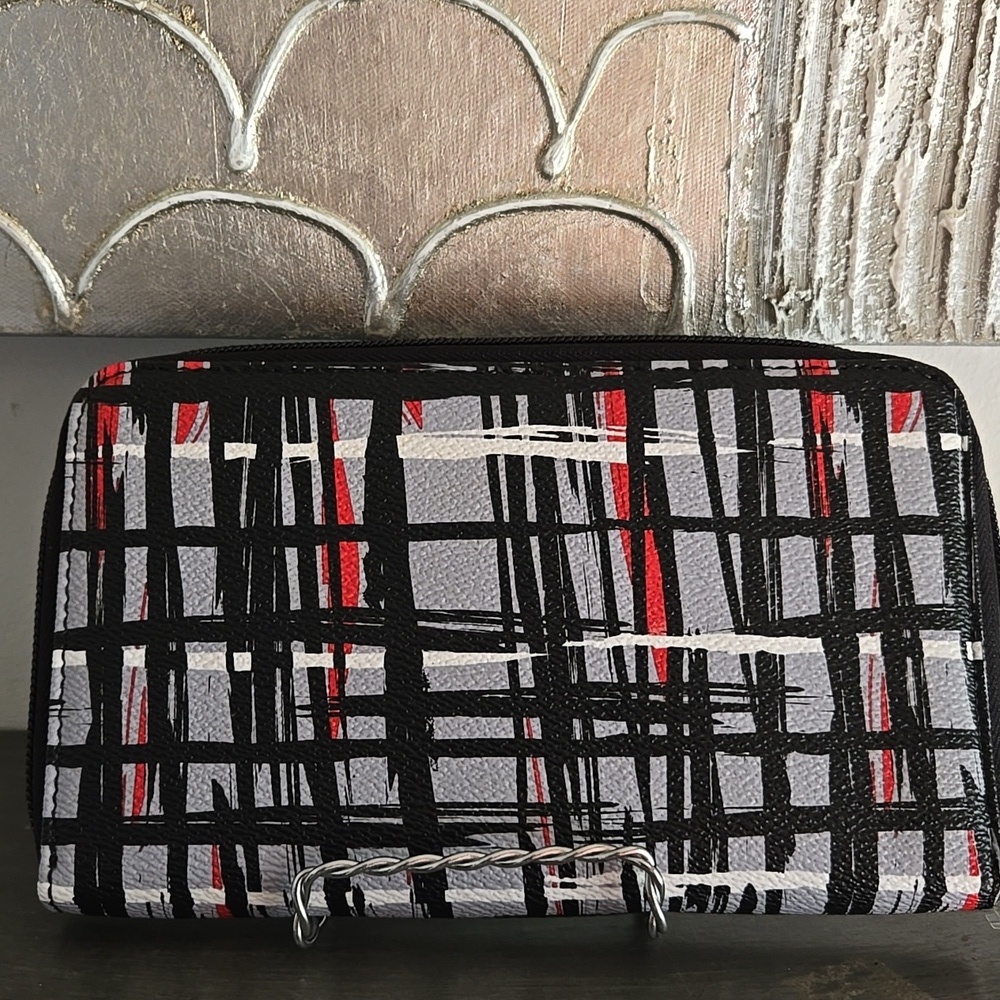 Vera Bradley Wallet - Picture 3 of 8